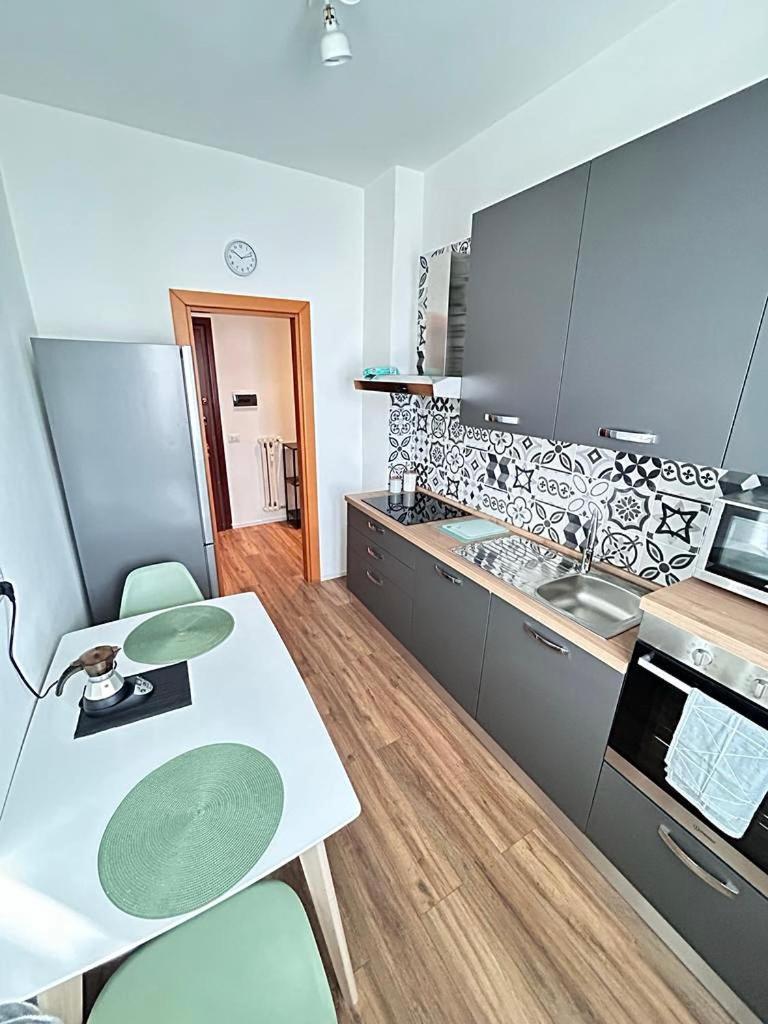 Soleo Guesthouse Monza Dış mekan fotoğraf